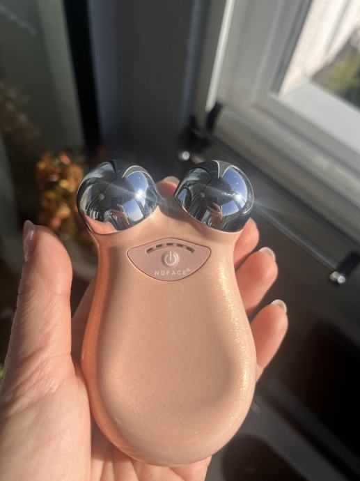 NuFACE Mini Facial Toning Device - Champagne Shimmer