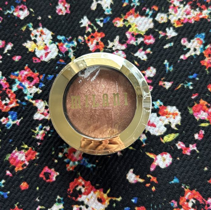 Milani Baked highlighter – 02 Rose D'oro, 8 g - SAMO 10 EUR