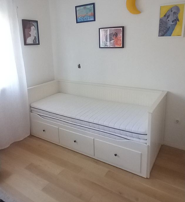 Krevet Hemnes Ikea 160x200 s madracima