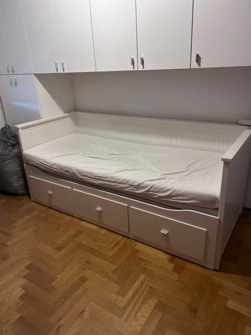 Krevet IKEA HEMNES