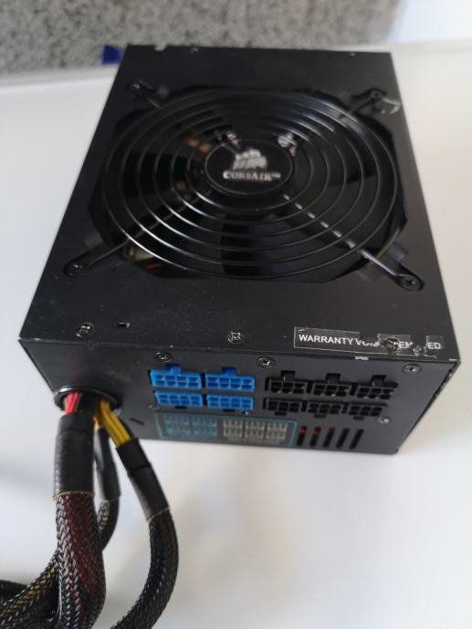 Corsair HX1000 W modularno napajanje