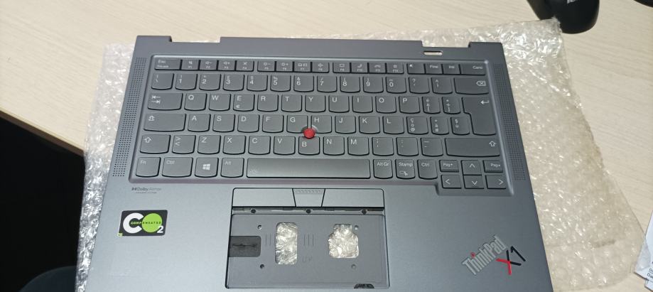 THINKPAD X1 YOGA GEN6 TIPKOVNICA TALIJANSKA NOVO !