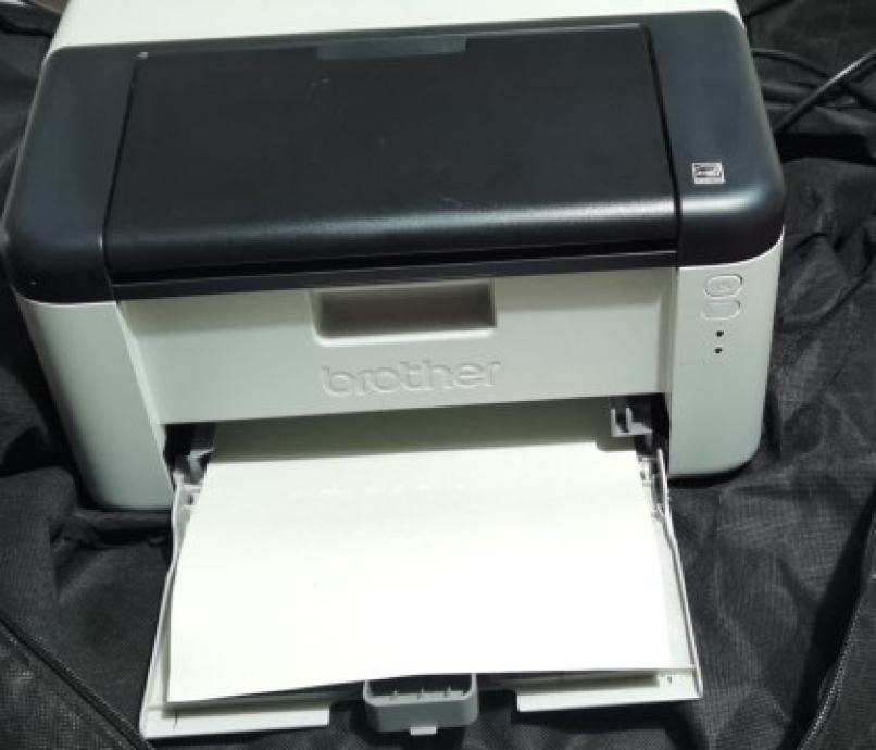 brother hl 1210 we laserski printer + novi bubanj i toner