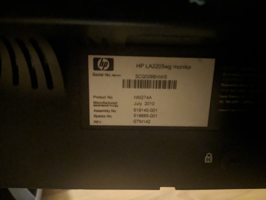 HP Compaq LA2205wg