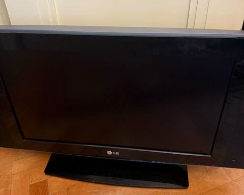 LG 26LX1R-ZE televizija