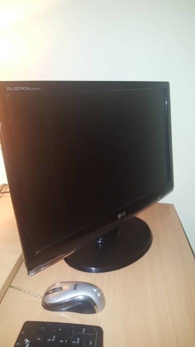 LG lcd monitor