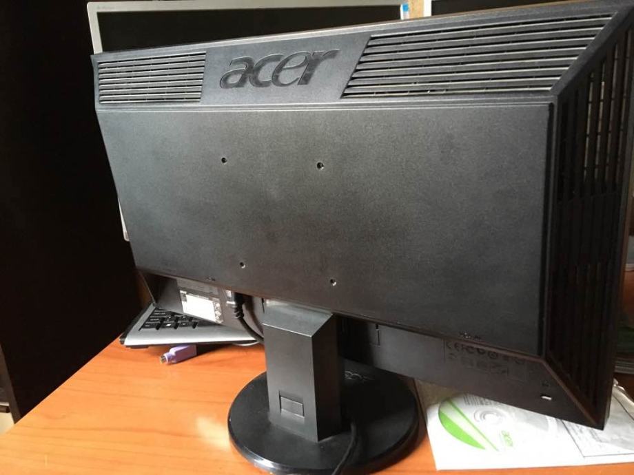 Monitor Acer V223hq 7277