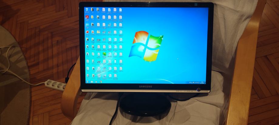 Monitor Samsung Sync Master 226 BW , 22 inča , ispravan