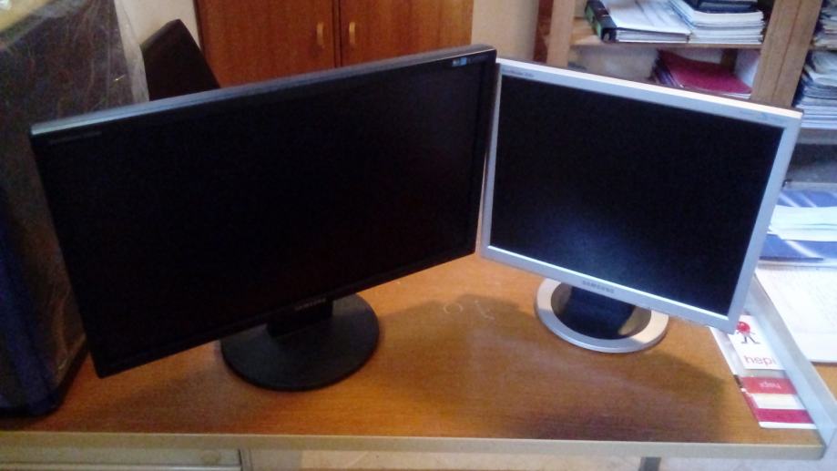 Prodajem Samsung monitor 18"