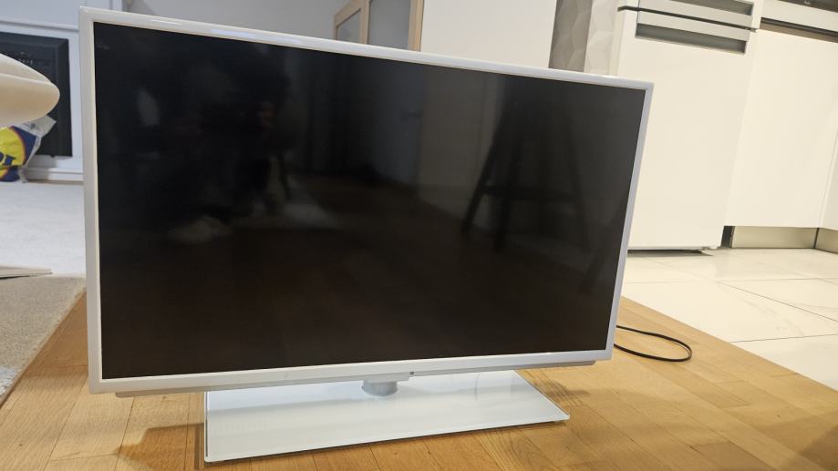 LCD TV Grundig 32" bijeli