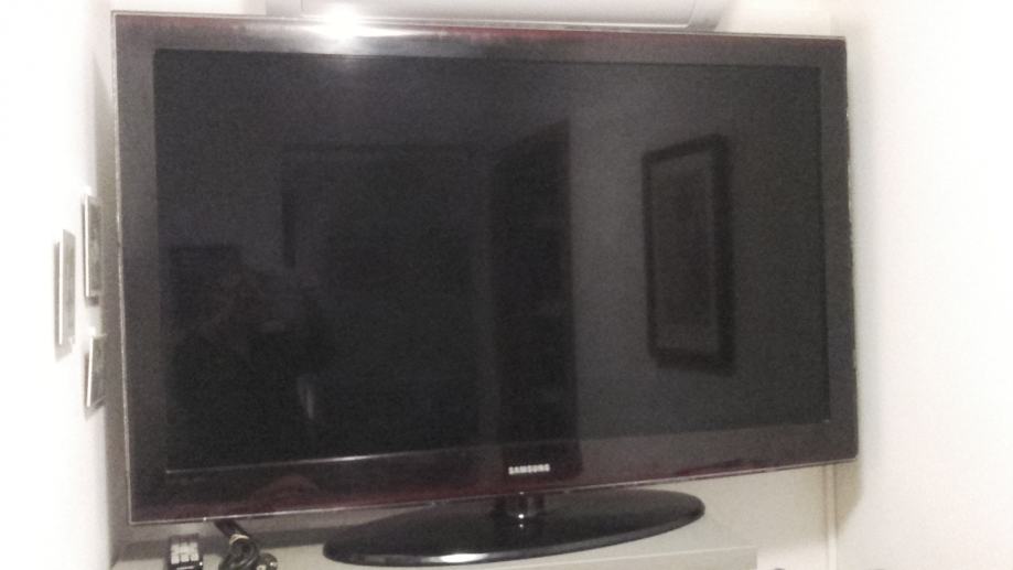 LCD TV SAMSUNG 52"