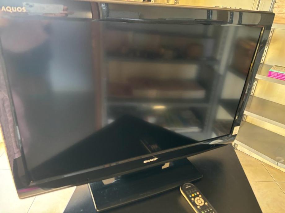 Prodajem Sharp LCD TV, model   LC-32DH510E za 40 eura