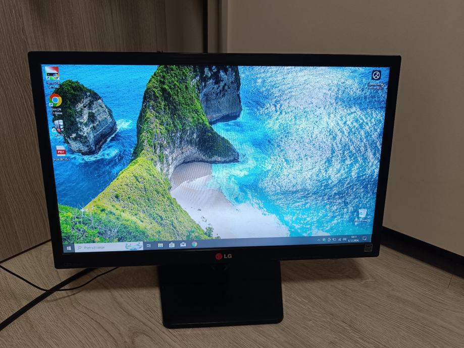 Full HD LED monitor LG 22EN33 22"