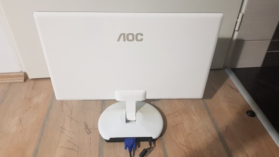 Monitor 20" AOC e2043Fs +poklon TRACKEY