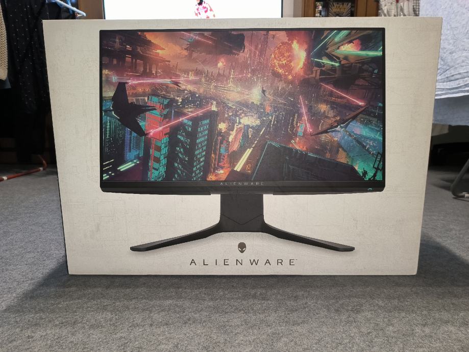 Monitor Alienware 25" 240hz