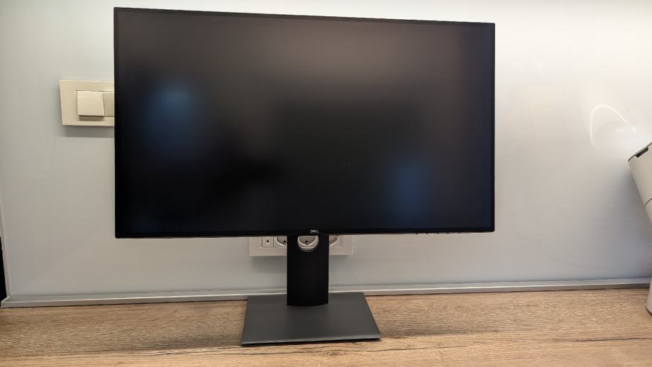 Monitor Dell U2719D