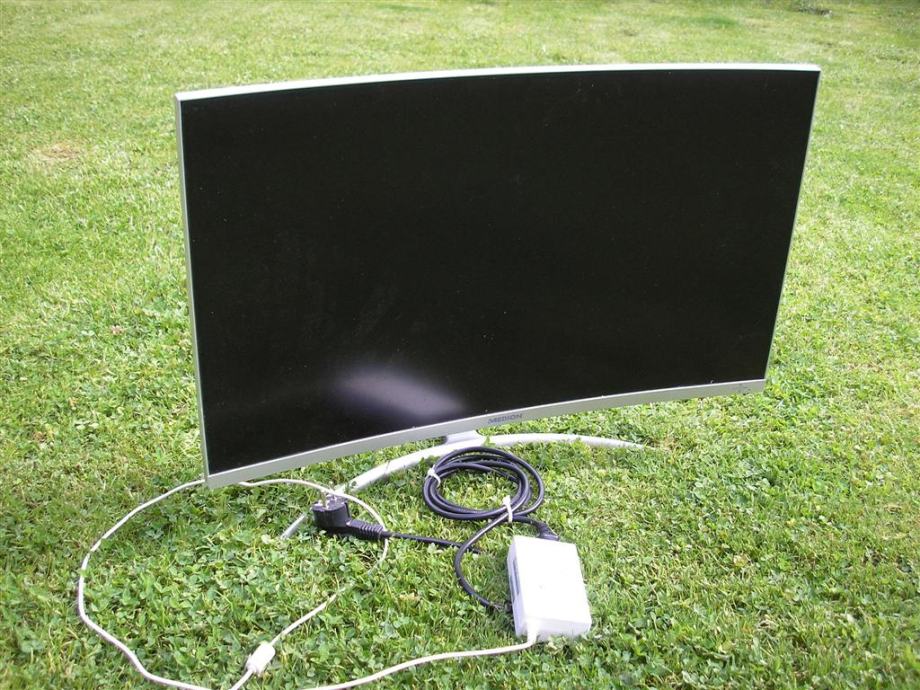 Monitor LED 27 Backlight FullHD Medion NeISPRAVAN