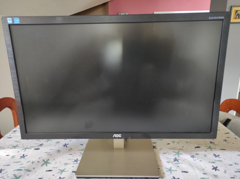 Prodajem AOC monitor 24 inča E2476VWM6