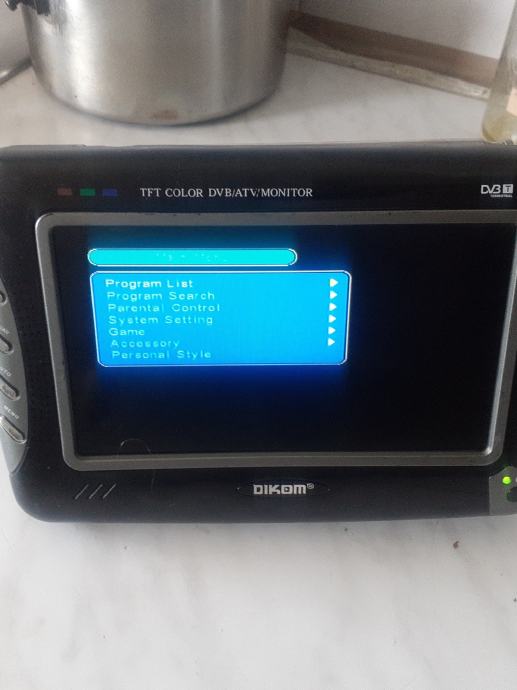 DIKOM TV LCD EKRAN 7 INCHA 12 V