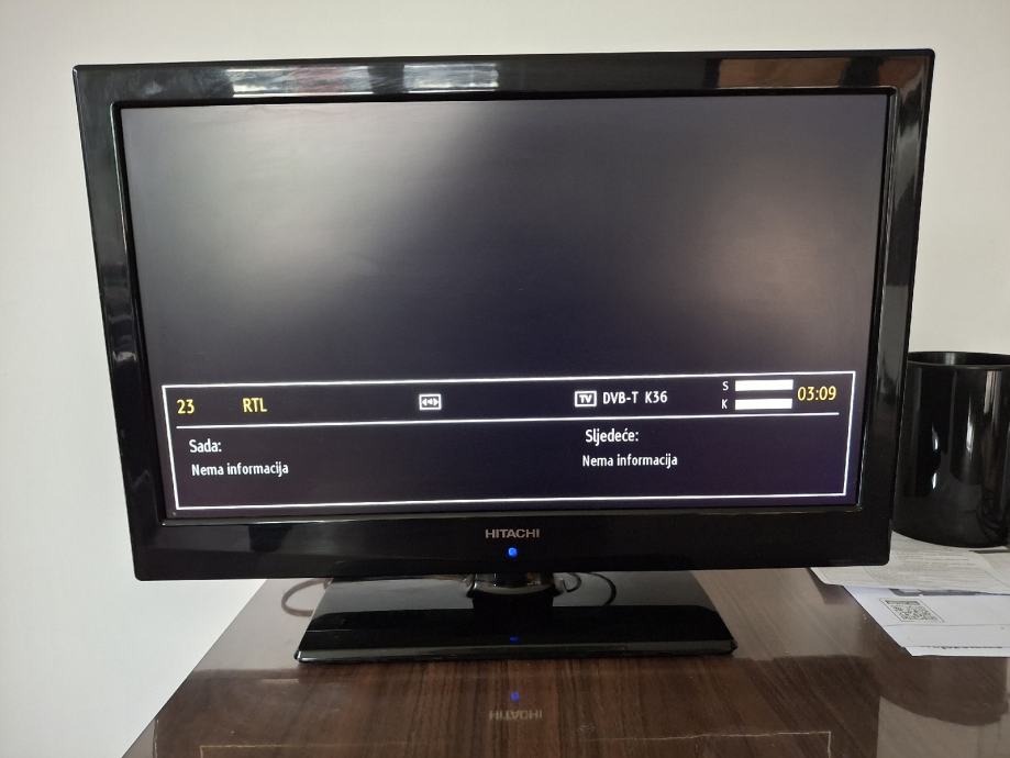 HITACHI TV 22" (55 CM) + DVBT2 RECEIVER