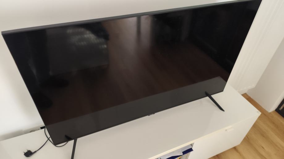 Samsung LCD TV - kvar