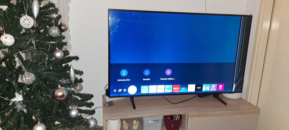 Samsung tv ue50au9072u(ostecen)