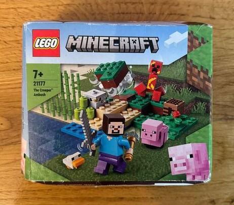 Lego 21177  Minecraft The Creeper Ambush