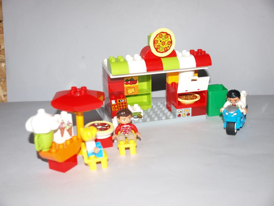 Lego Duplo set 10834 Pizzeria