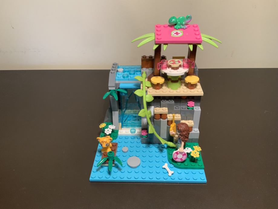 Lego Friends Jungle Falls Rescue ( 41033 )