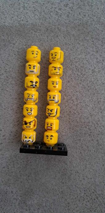 Lego glave