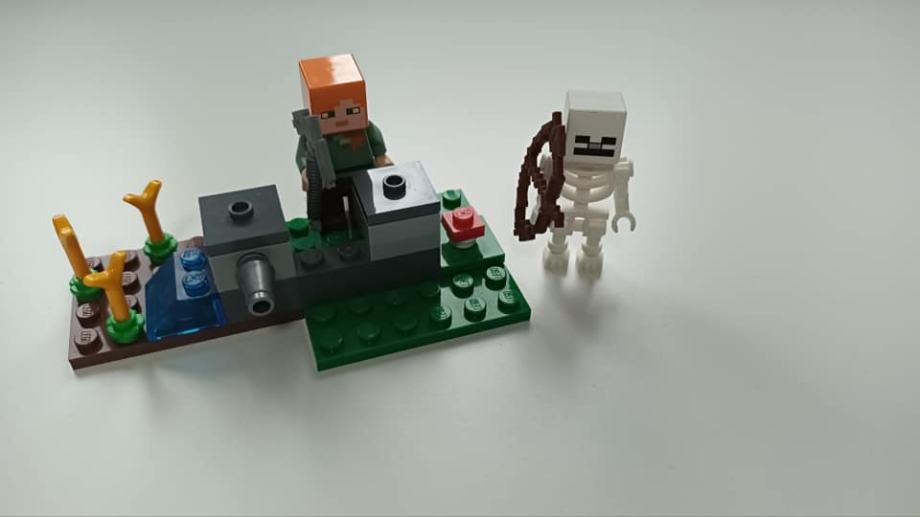 LEGO® Minecraft