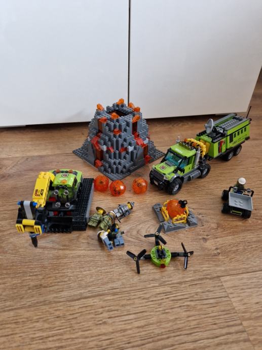 LEGO SET 60124-1 - Volcano Exploration Base