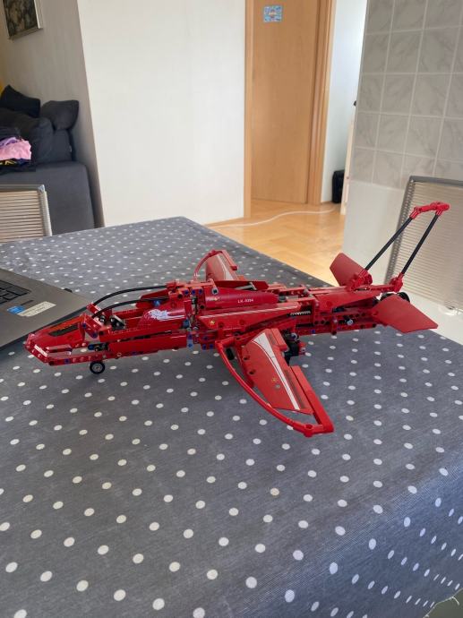 lego-tehnic-jet-plane