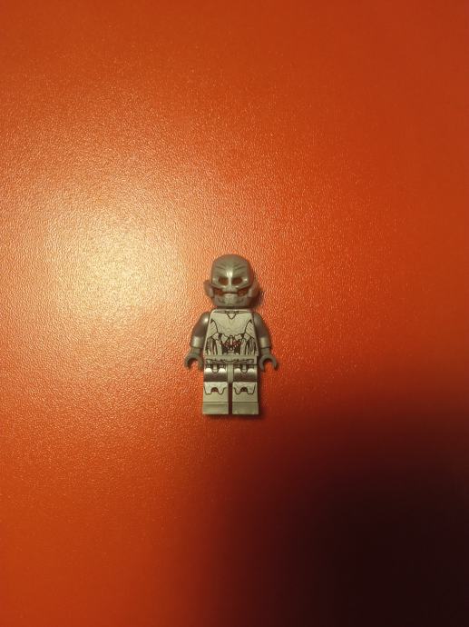 Lego ultimate ultron minifigure