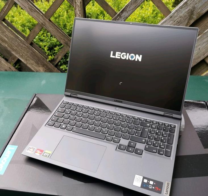 Gaming laptop Lenovo Legion 5 Pro - RTX 3070, RYZEN 7 5800H