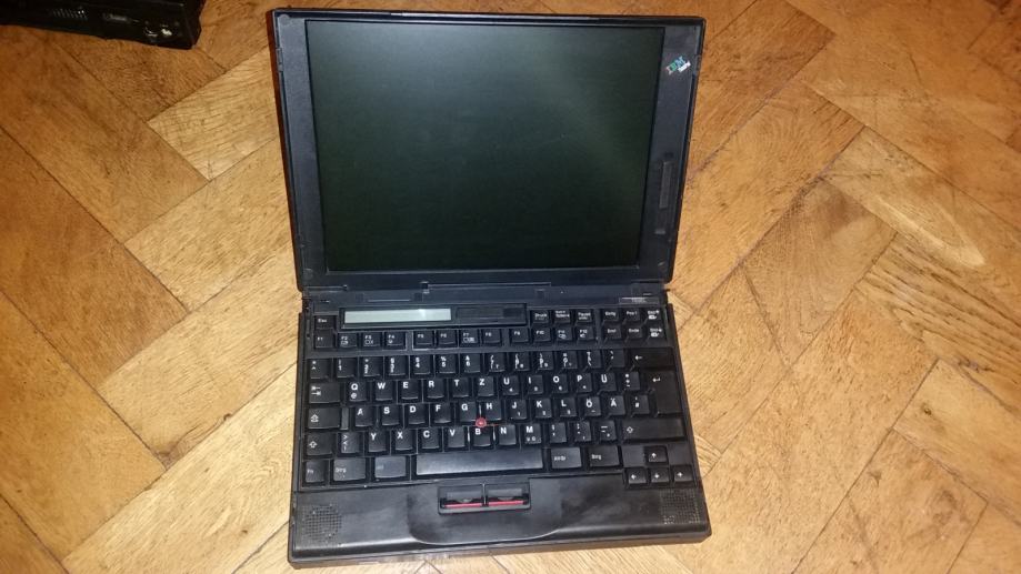 IBM Thinkpad 760EL - retro laptop