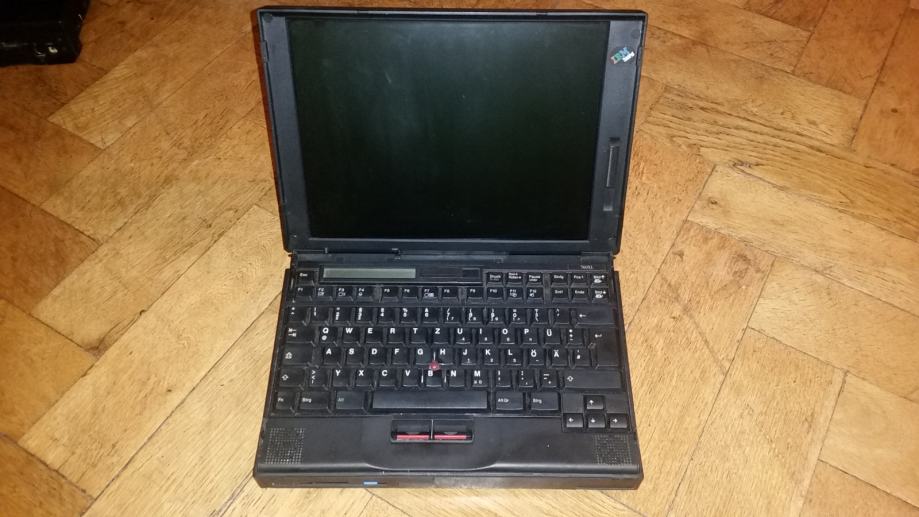 IBM Thinkpad 760XL - retro laptop