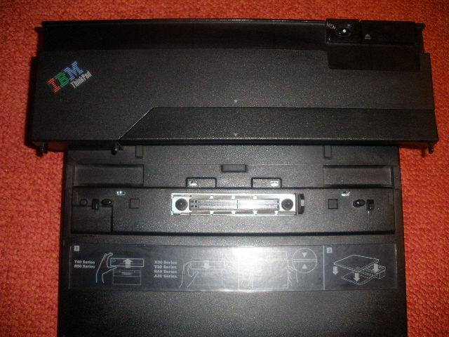 IBM ThinkPad Port REPLICATOR / DOCKING STATION