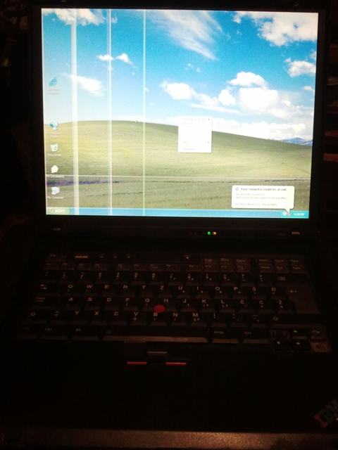 Laptop IBM ThinkPad r50e poluspravan