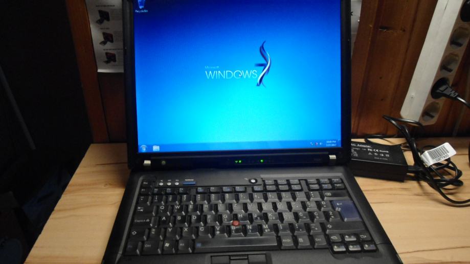 Laptop IBM Lenovo R60e (T2300; 1.7, 1Gb, 120Gb) wifi