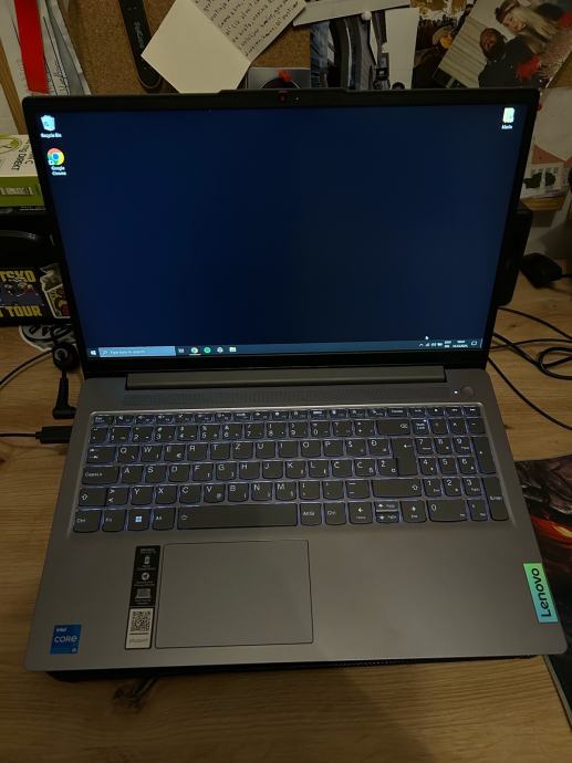 NOVI Lenovo Ideapad Slim 3 Laptop