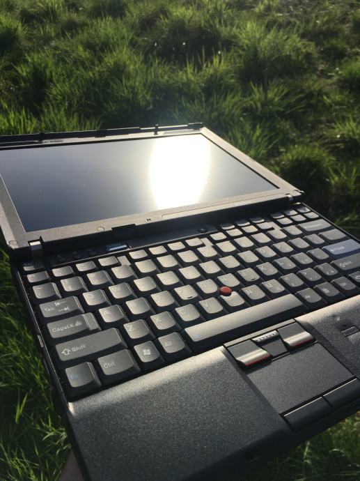 Lenovo Thinkpad X201 - modiran