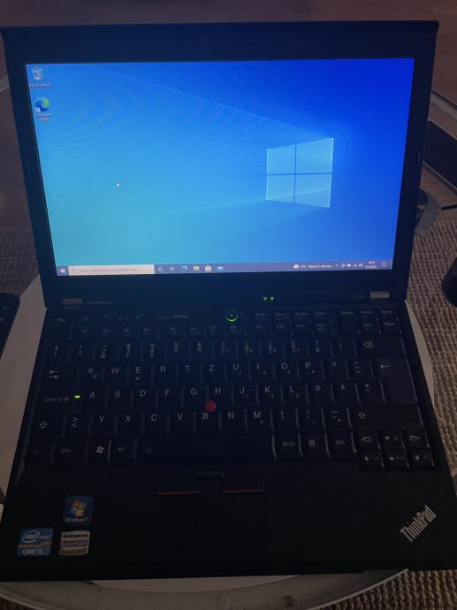 Thinkpad x220 + docking station