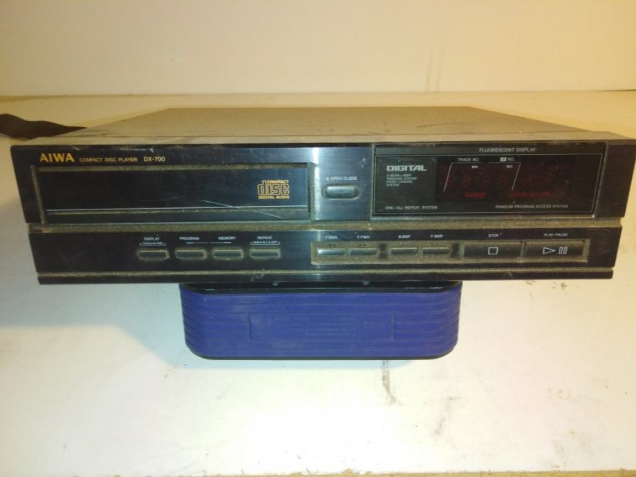 CD player AIWA DX-700