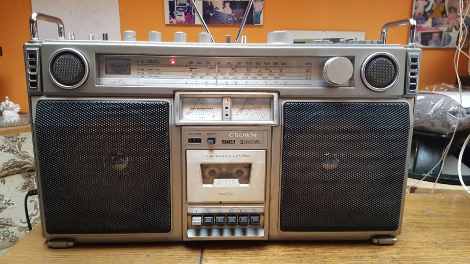 Crown boombox csc 980