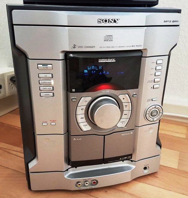 LINIJA SONY MHC-RG220 SA DALJINSKIM I ZVUČNICIMA+POKLON CD/DVD PLAYER