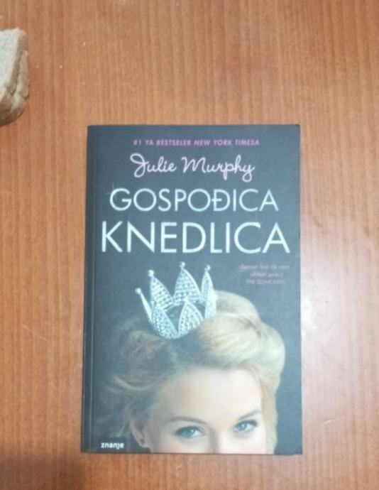 Gospođica knedlica