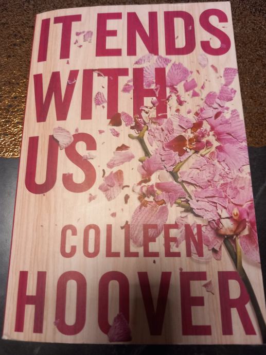 Knjiga Colleen Hoover, It ends with us