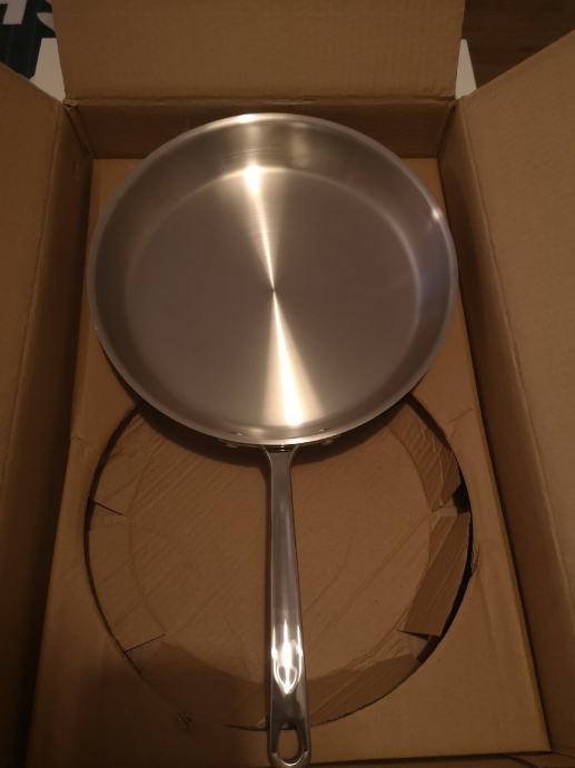 Tava 30cm, nehrdajuci celik(Stainless steel)