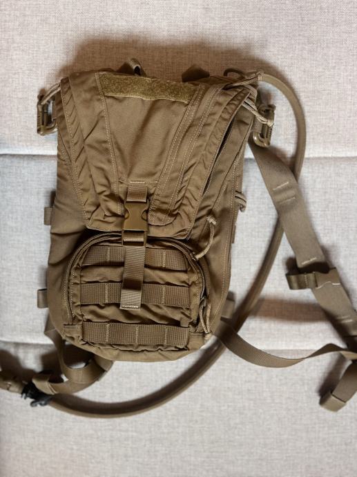 USMC hydration system, Camelback mjehur 3l, nova cijev